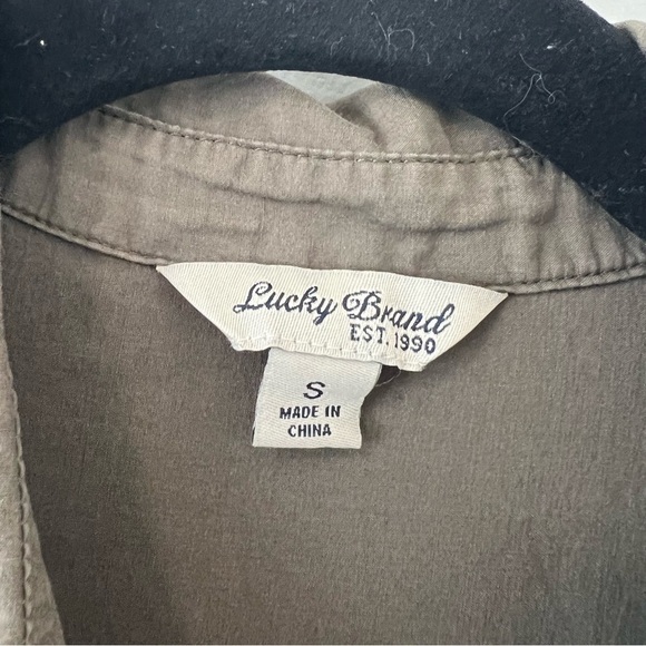 Lucky Brand Olive Green Lightweight Long Sleeve Button Down Shirt - Picture 3 of 3